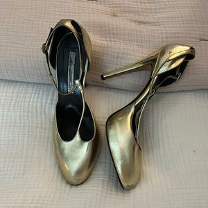 Brian Atwood Gold Heels Sz 38.5 Y2K